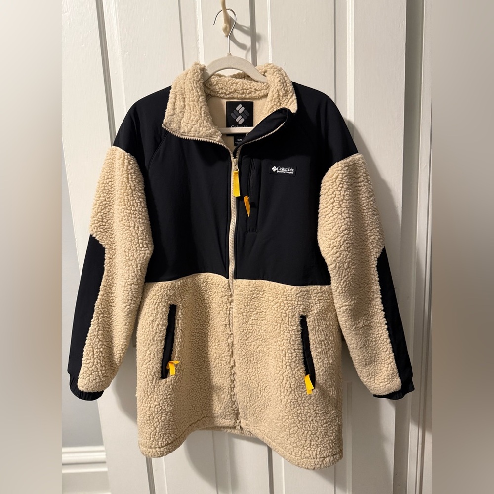 Columbia Black and Cream Sherpa Jacket